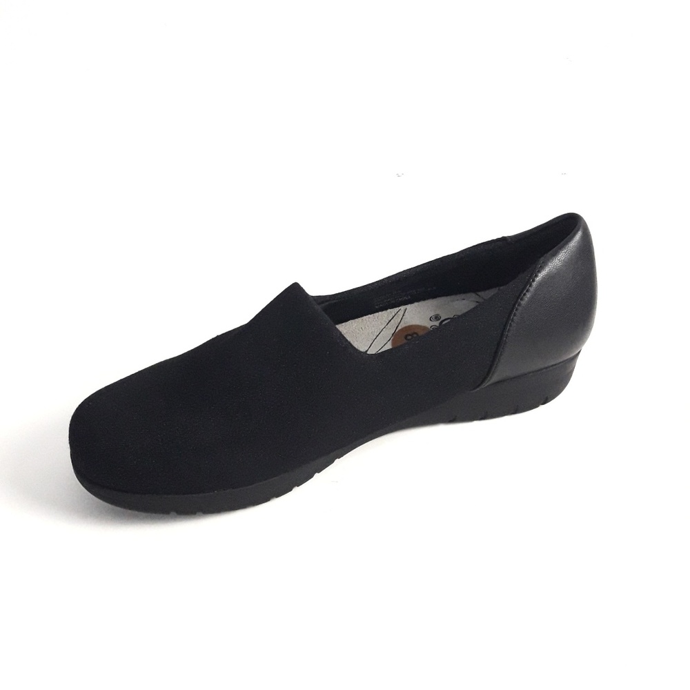 BareTraps slip-ons